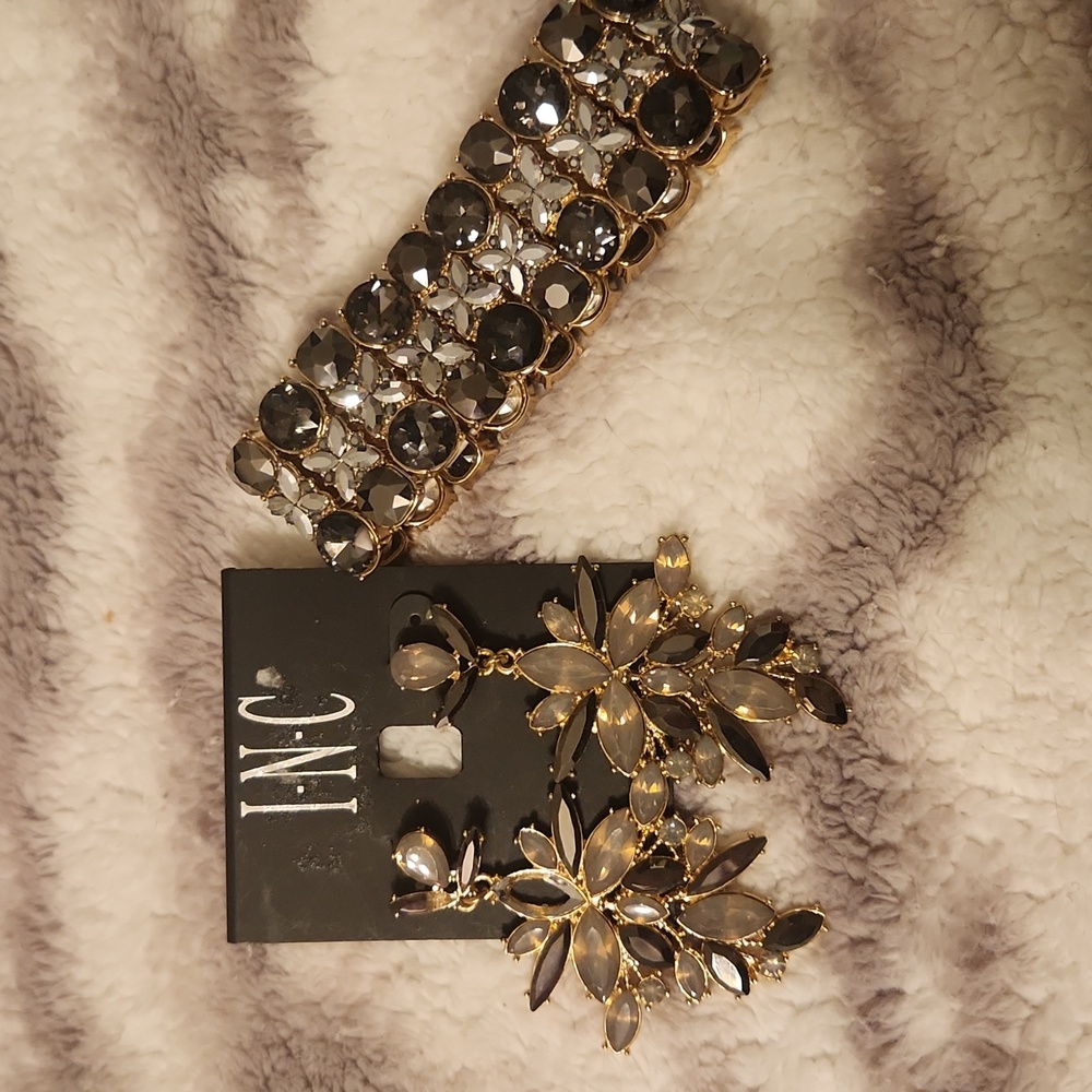 INC Jewelry set